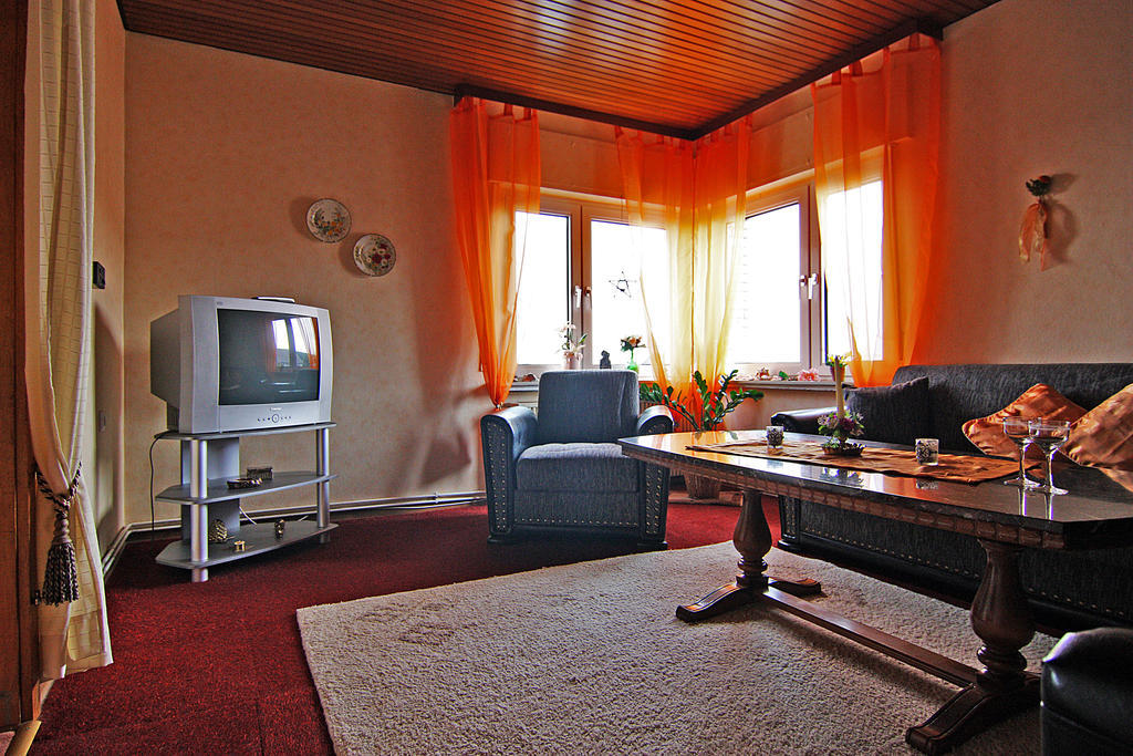 Ferienwohnung Gerharz Hillscheid Exterior photo